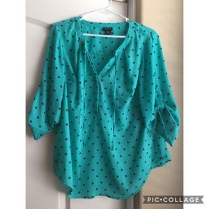 Torrid Blouse w/ hearts 💕Size 0